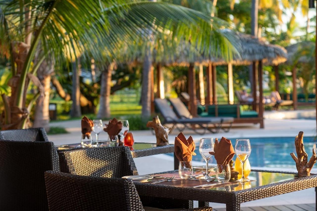 Lomani Island Resort - Adults Only Malolo Lailai Bagian luar foto